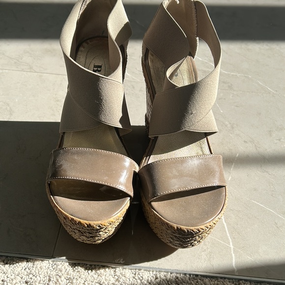 Browns wedges - Picture 2 of 2